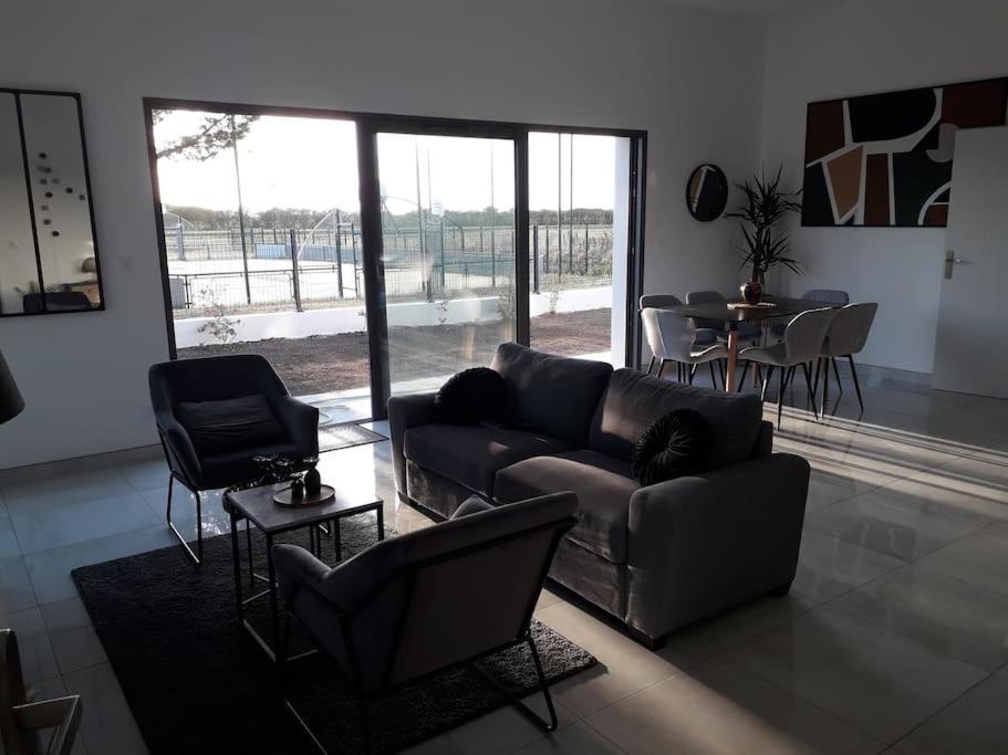Maison Neuve De Standing 150 M2 Croix-Chapeau Luaran gambar