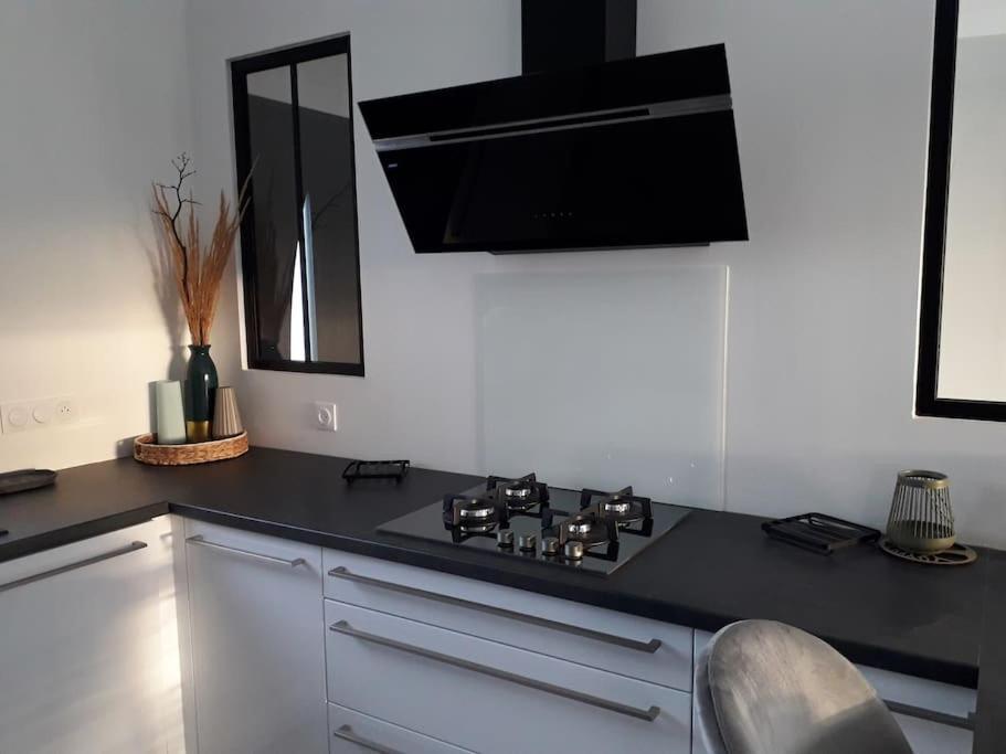 Maison Neuve De Standing 150 M2 Croix-Chapeau Luaran gambar