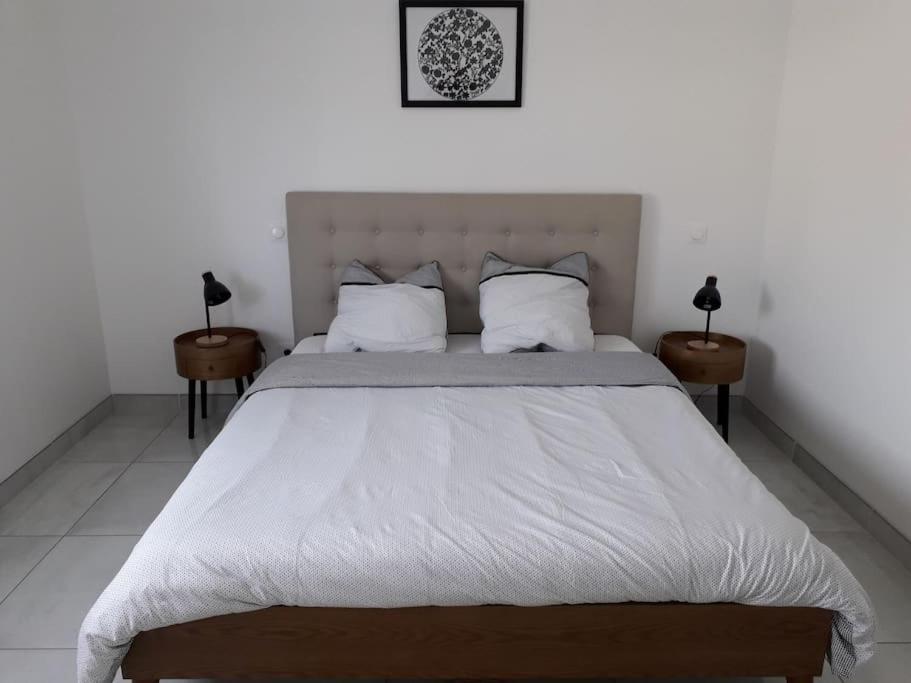 Maison Neuve De Standing 150 M2 Croix-Chapeau Luaran gambar